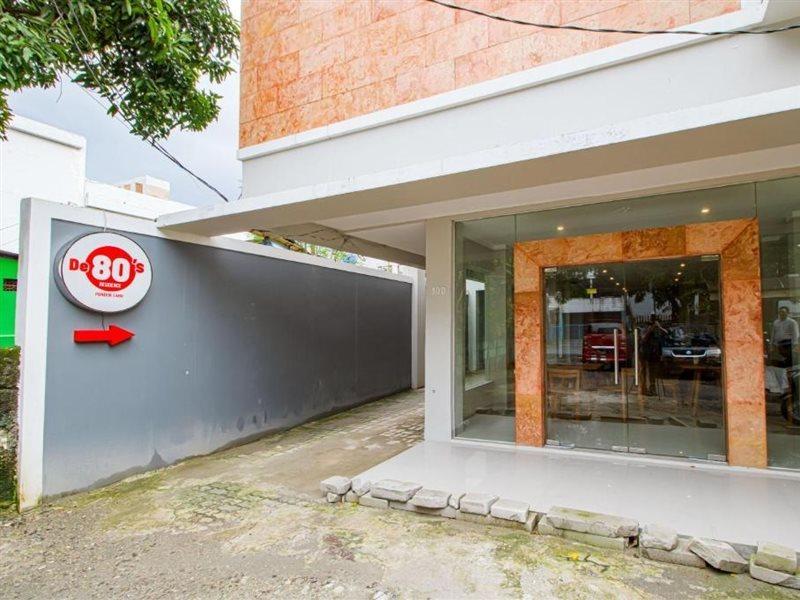 De 80'S Pondok Labu Jakarta Kültér fotó